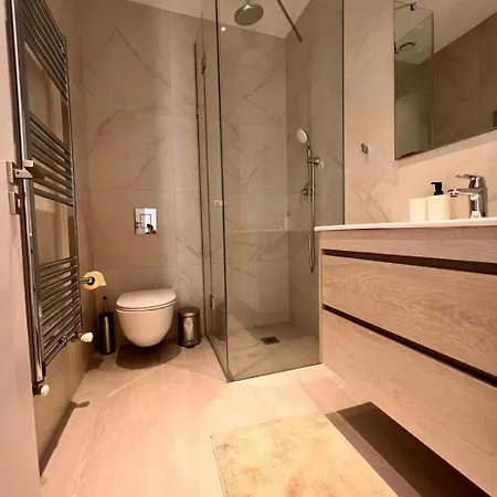 360 Luxury Living A
