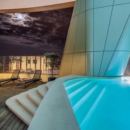 360 Luxury Living A *