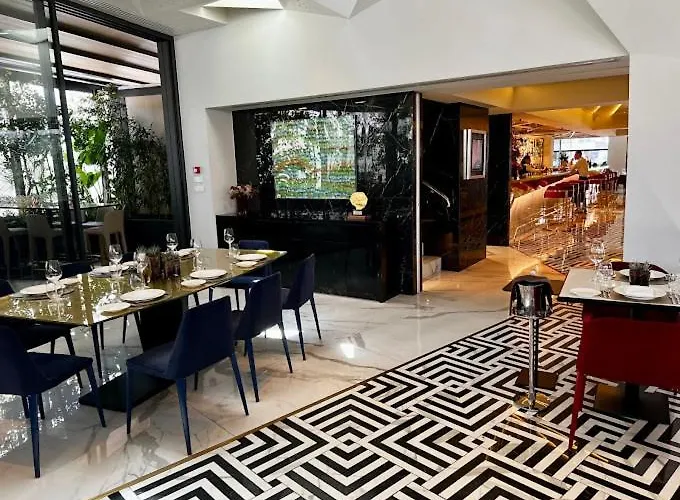 360 Luxury Living A Daire