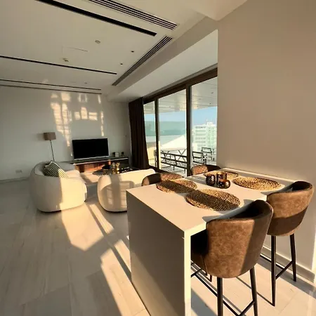 360 Luxury Living A Apartmán Nikósie